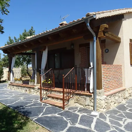 Balcon De Nut I Y II Guest House Losana de Piron Exterior photo